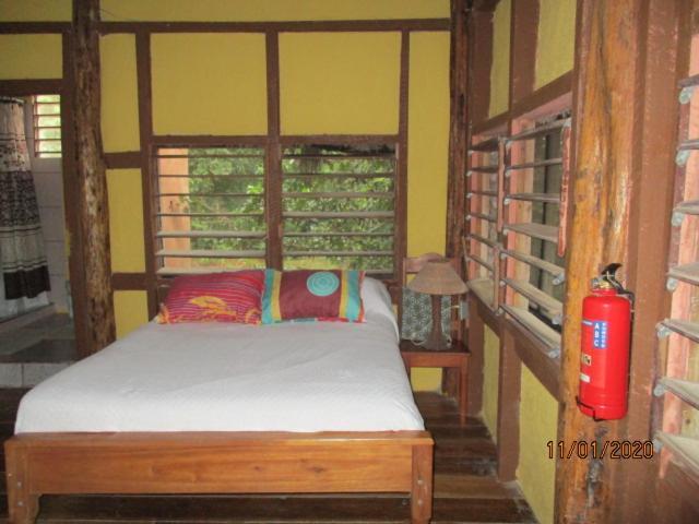 Cerros Beach Inn Corozal Exteriér fotografie