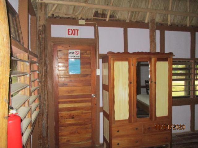 Cerros Beach Inn Corozal Exteriér fotografie